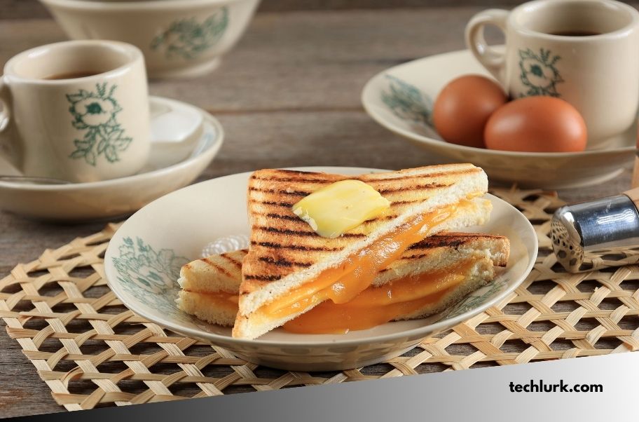 Read more about the article What Time Does Chick-fil-A Stop Serving Breakfast? Full Schedule
